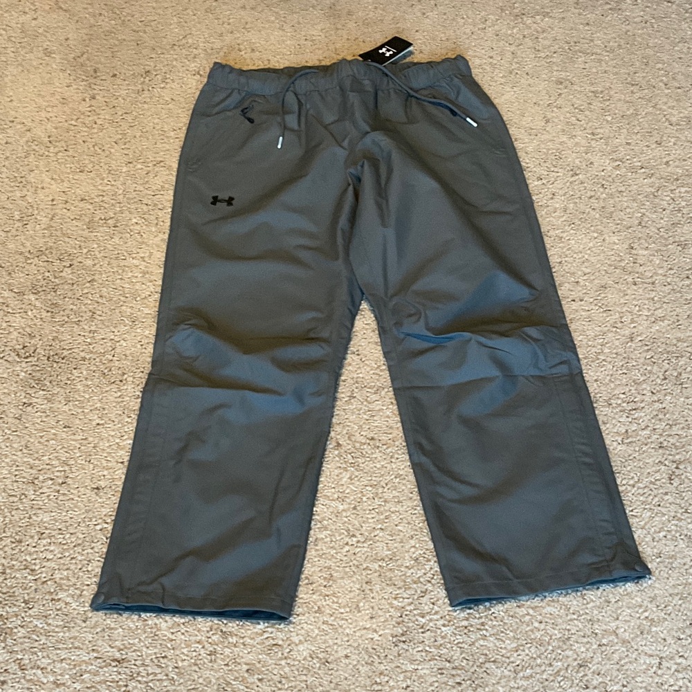 Womans NWT outdooor pants